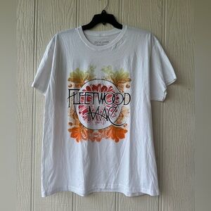 NWOT Fleetwood Mac Graphic Tee